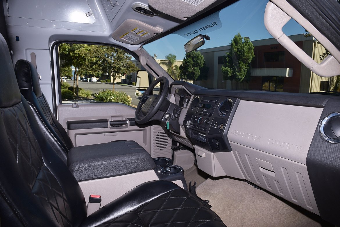 Limo Bus for Sale in Fontana, CA - Photo 13