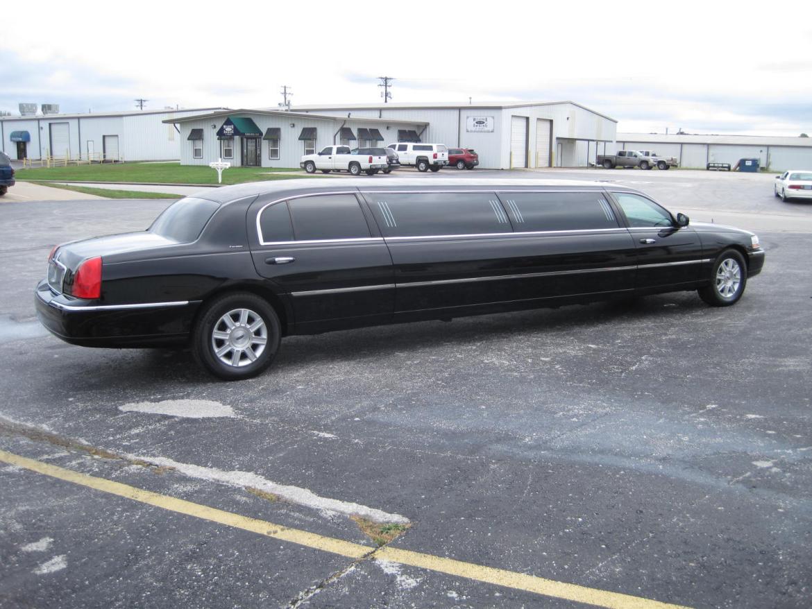 Photo of Limousine for sale: 2011 Lincoln  Town Car 120&quot; by Executive Coach Builders