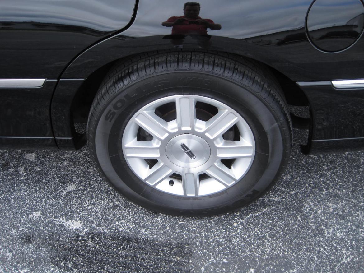 Photo of Limousine for sale: 2011 Lincoln  Town Car 120&quot; by Executive Coach Builders