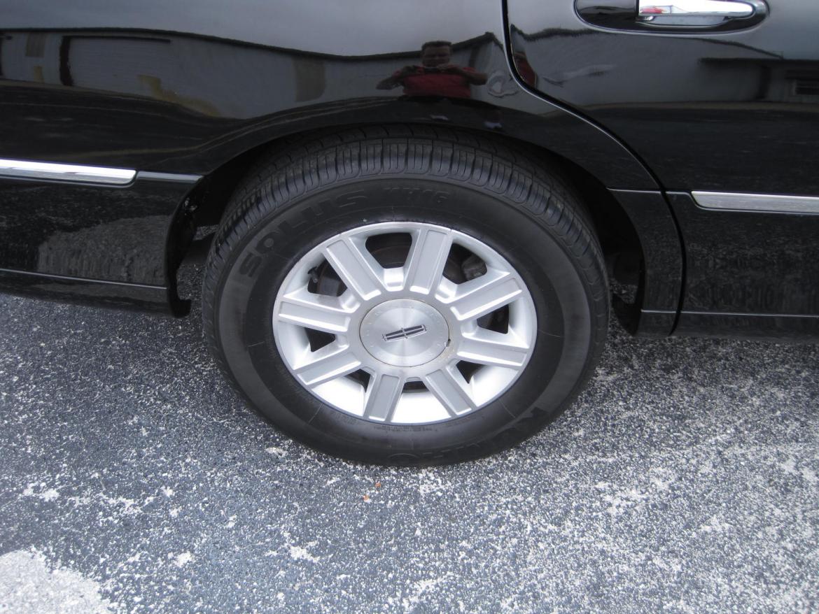 Photo of Limousine for sale: 2011 Lincoln  Town Car 120&quot; by Executive Coach Builders