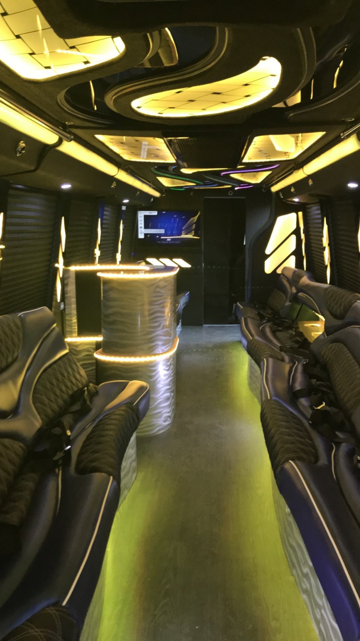 Limo Bus for Sale in Bloomington, CA - Photo 10