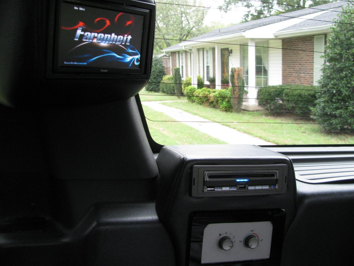 SUV Stretch for Sale in Nashville, TN - Photo 11