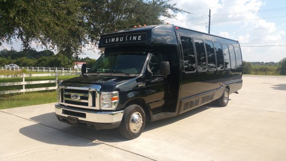 2008 Ford E450 Limo Bus for Sale in Houston, TX - Photo 3