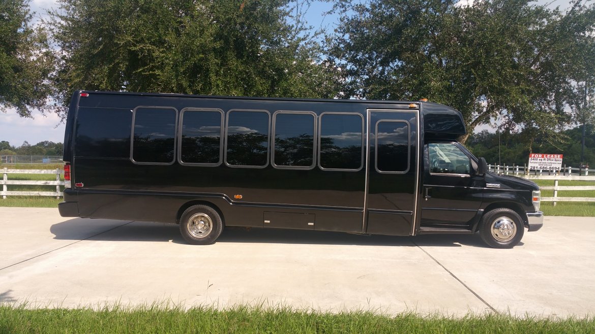 Limo Bus for Sale in Houston, TX - Photo 6