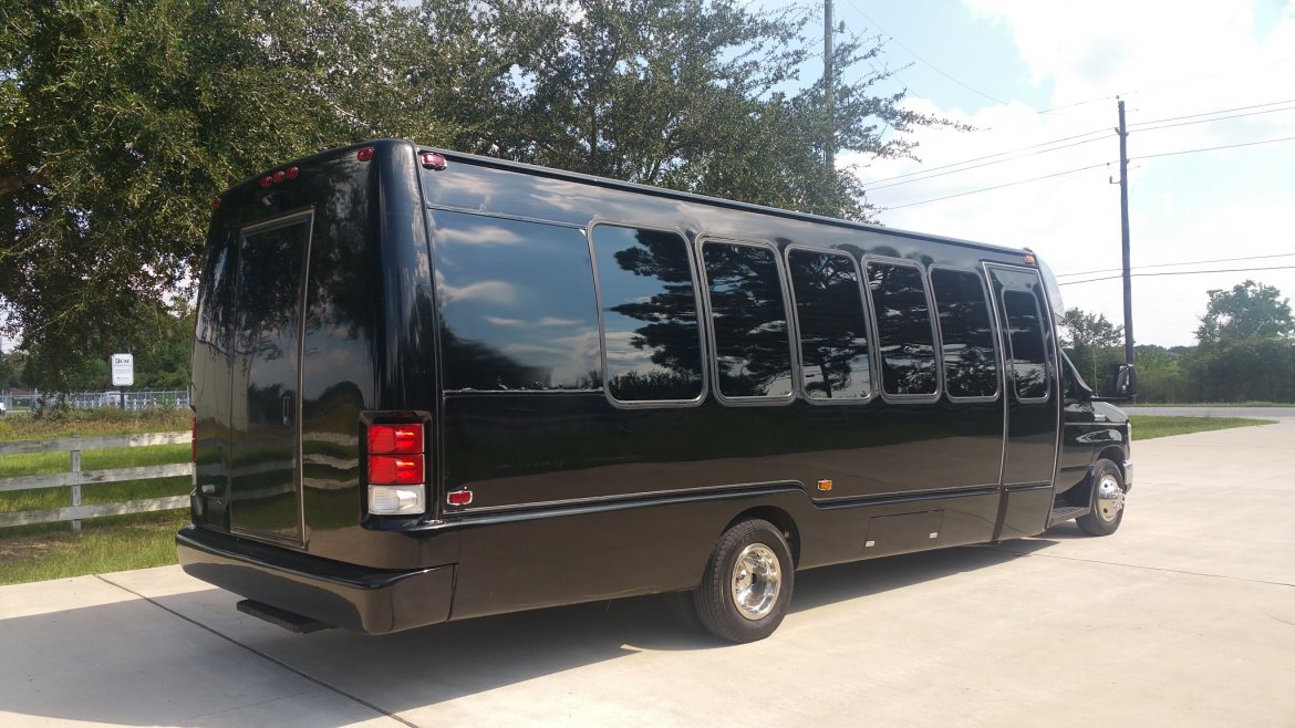 Limo Bus for Sale in Houston, TX - Photo 8