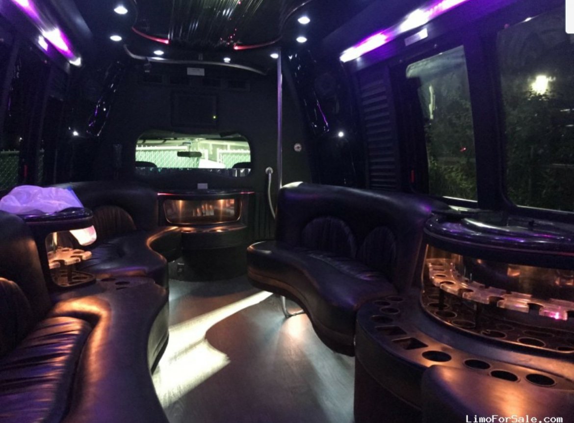Limo Bus for Sale in Houston, TX - Photo 16