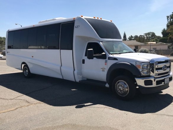 2014 Ford F550 Executive Shuttle for Sale in Riverside, CA - Photo 3