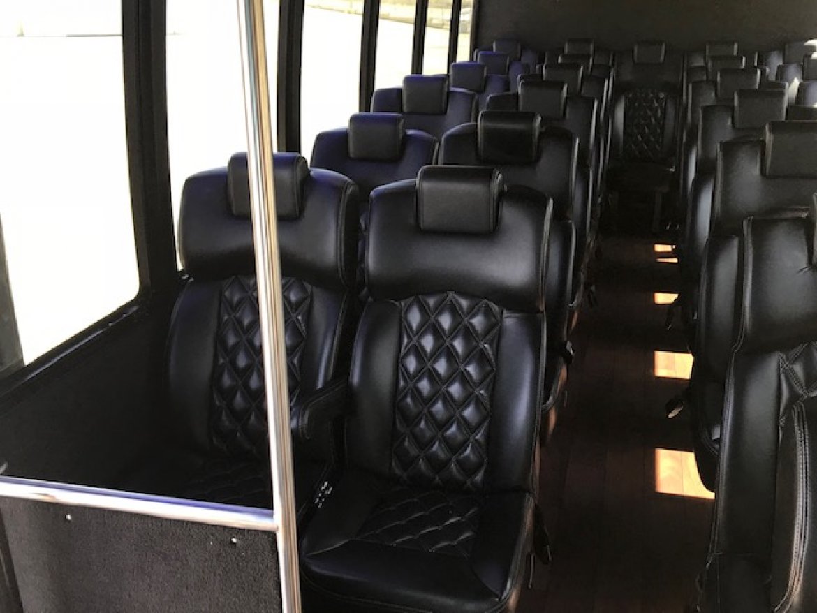 Executive Shuttle for Sale in Riverside, CA - Photo 11