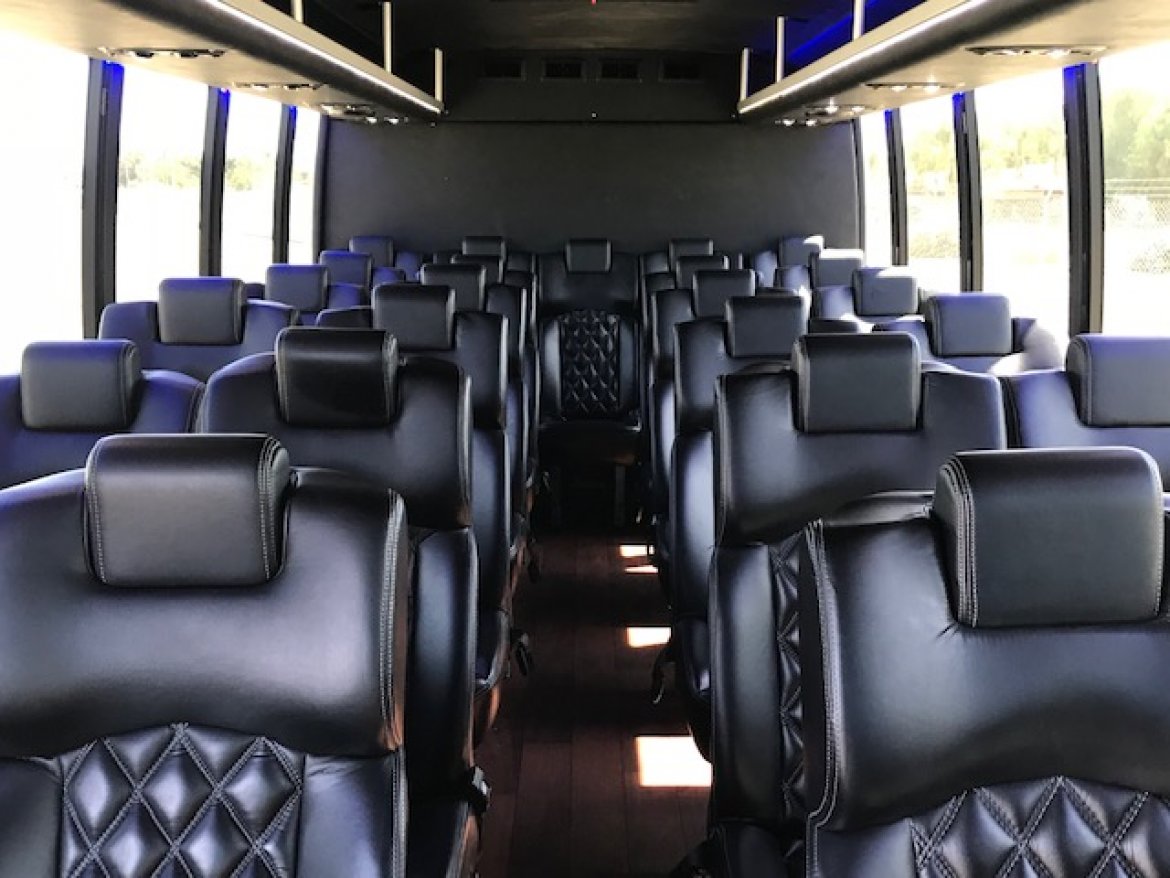 Executive Shuttle for Sale in Riverside, CA - Photo 12