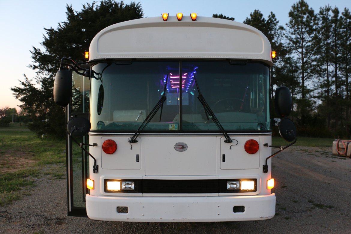 Limo Bus for Sale in Oxford, MS - Photo 2