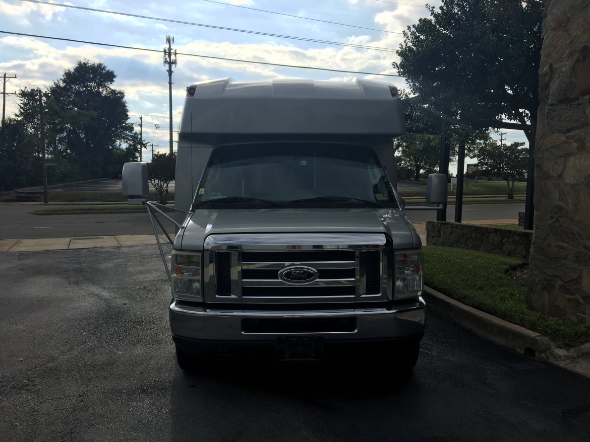Limo Bus for Sale in Richmond, VA - Photo 13