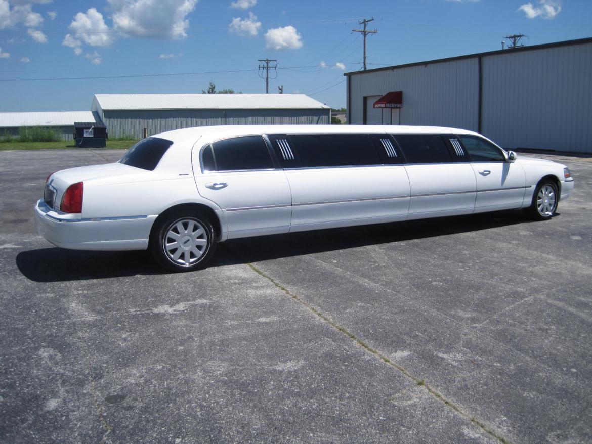 Photo of Limousine for sale: 2005 Lincoln Town Car 120" by Executive Coach Builders