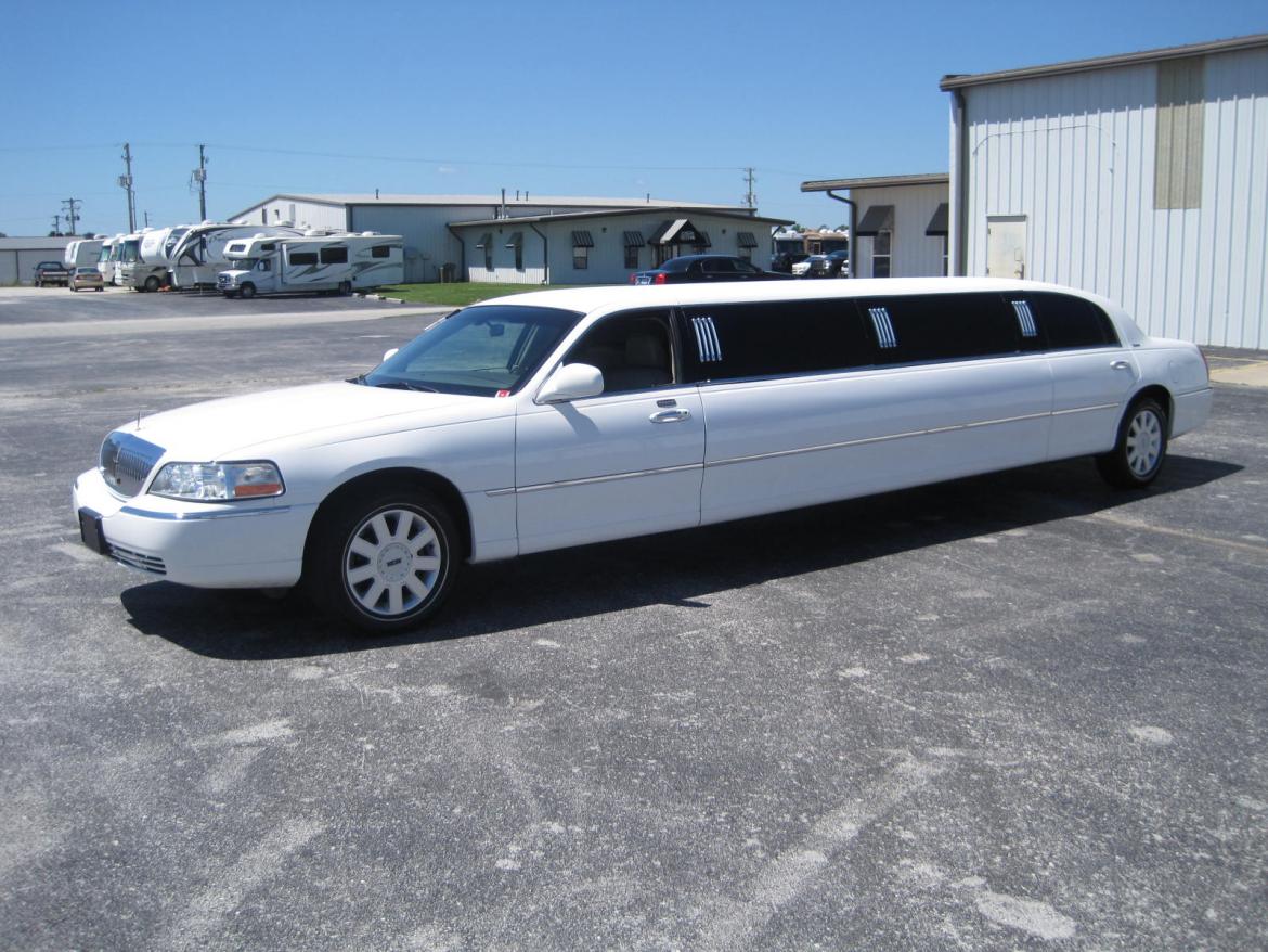 Photo of Limousine for sale: 2005 Lincoln Town Car 120" by Executive Coach Builders