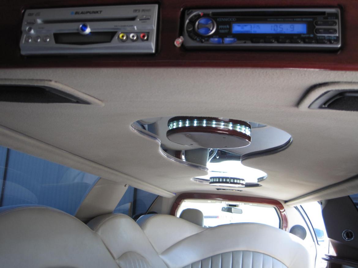 Photo of Limousine for sale: 2005 Lincoln Town Car 120" by Executive Coach Builders