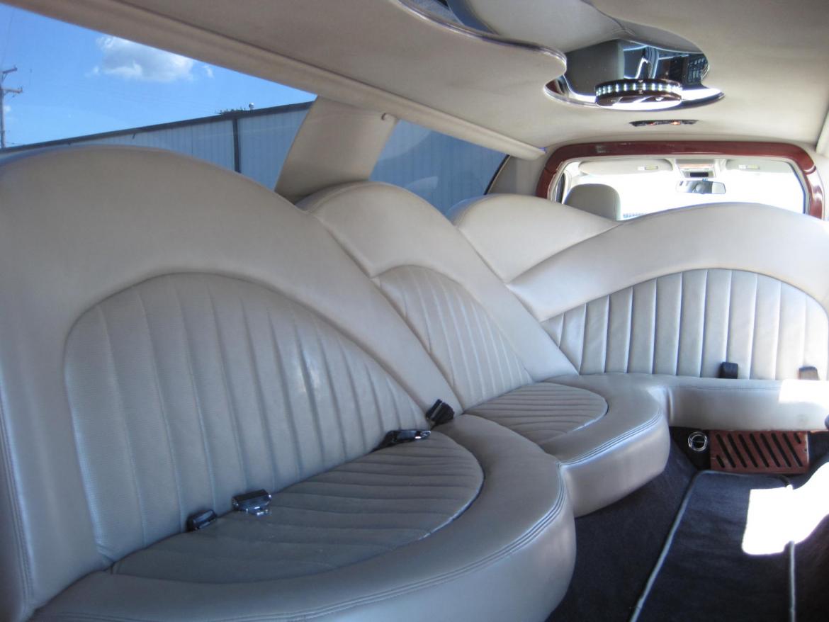 Photo of Limousine for sale: 2005 Lincoln Town Car 120" by Executive Coach Builders
