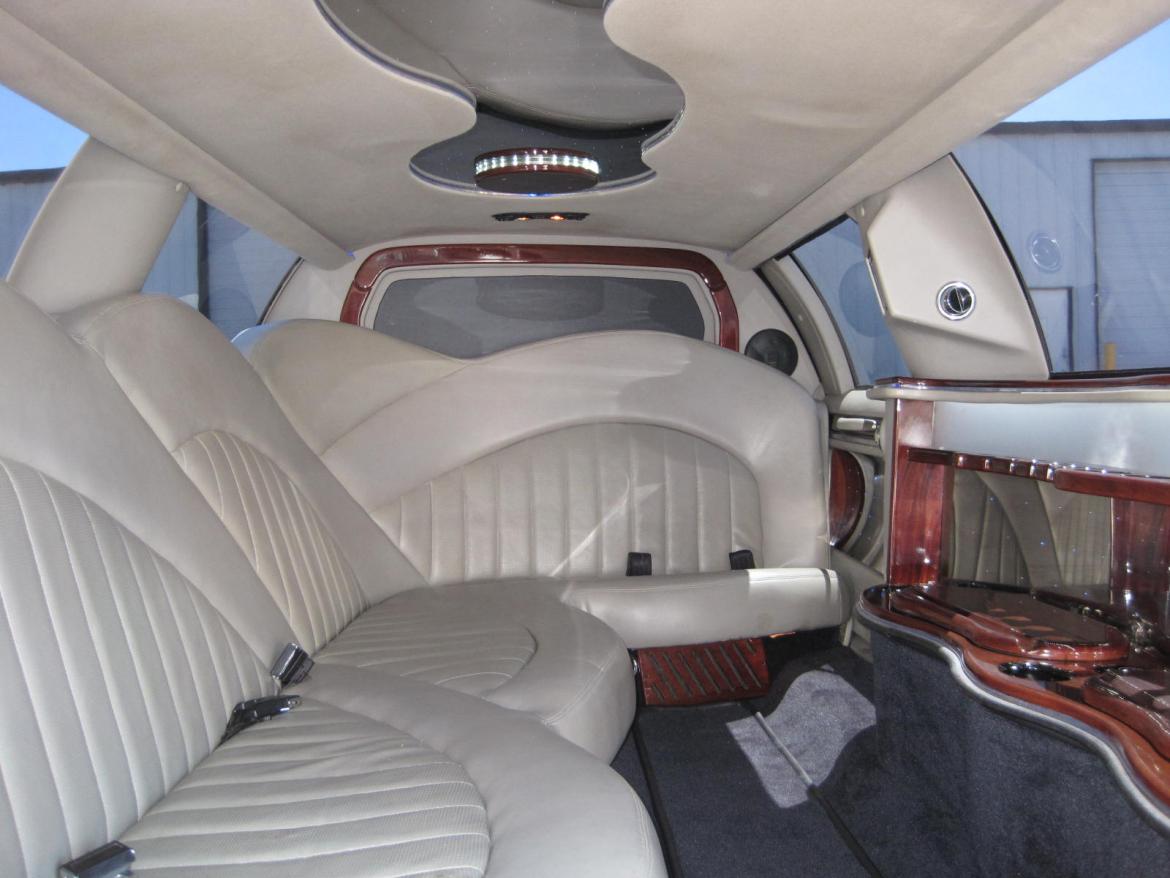 Photo of Limousine for sale: 2005 Lincoln Town Car 120" by Executive Coach Builders