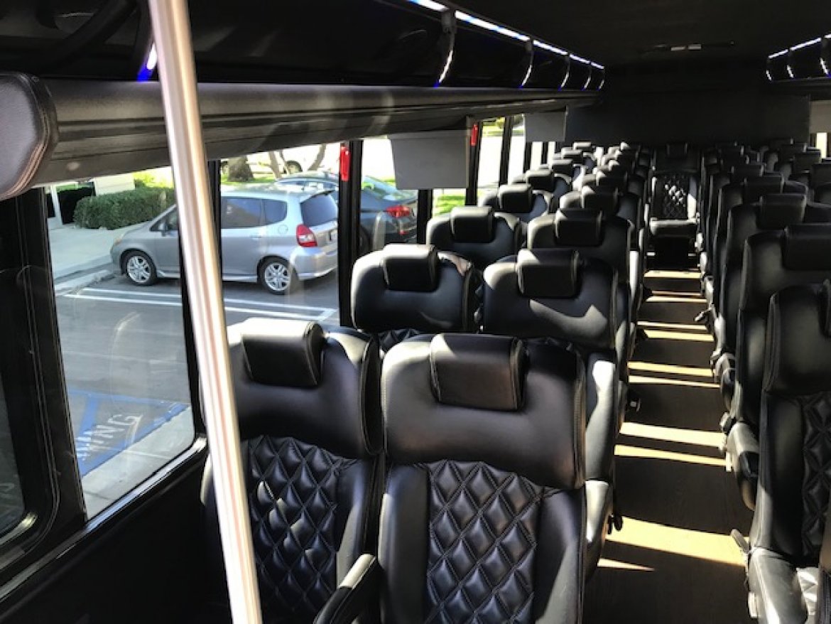 Executive Shuttle for Sale in Riverside, CA - Photo 11