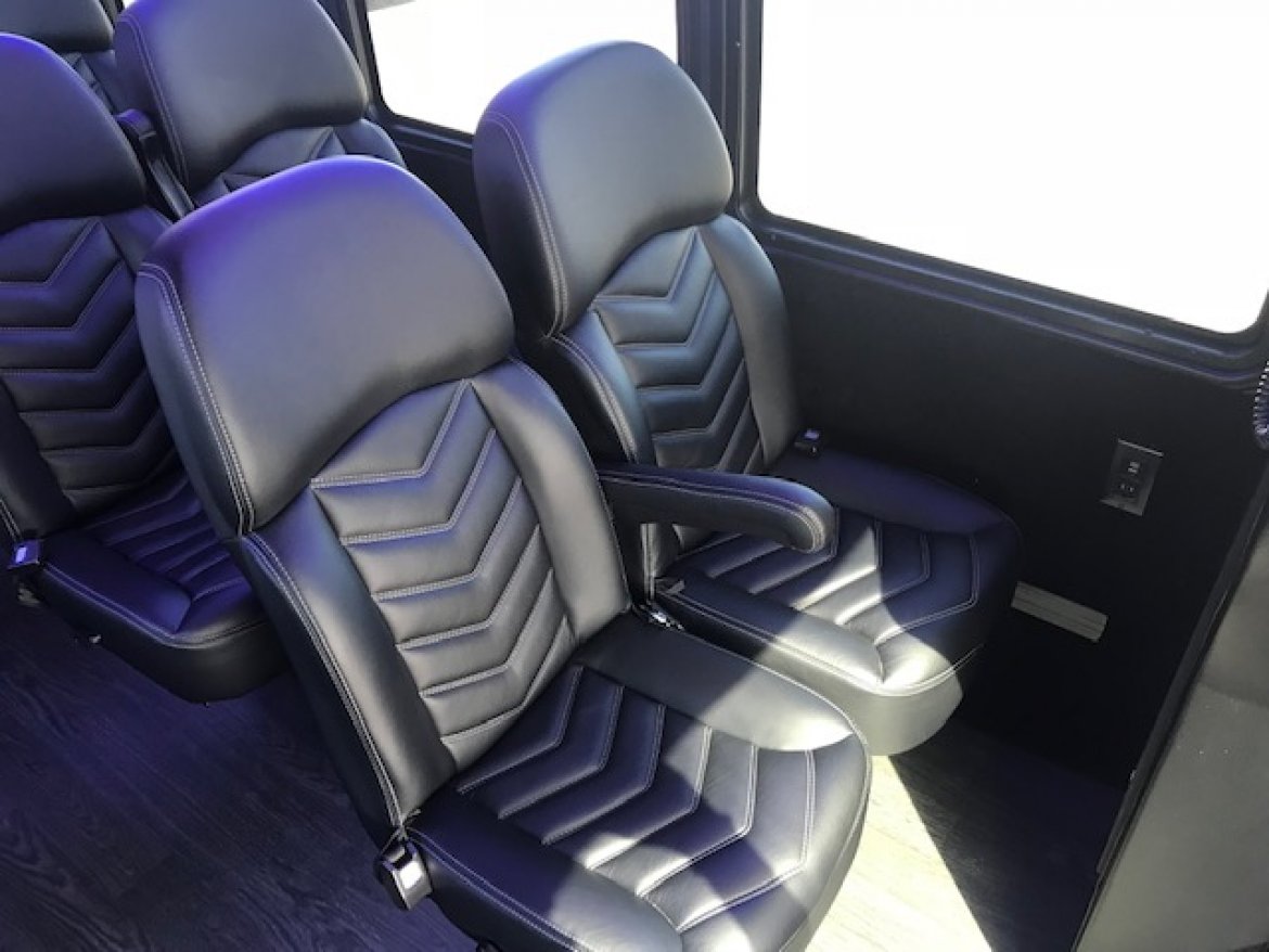 Executive Shuttle for Sale in Riverside, CA - Photo 12