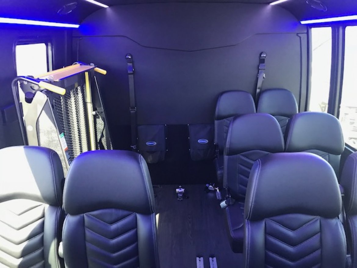 Executive Shuttle for Sale in Riverside, CA - Photo 15