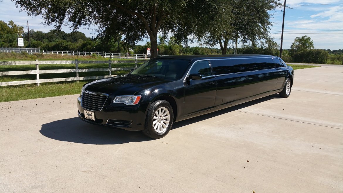 Limousine for Sale in Houston, TX - Photo 3