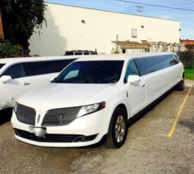 2014 Moonlight Lincoln MKT 5-Door 14-Pass 4WD 180"