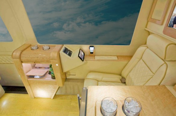 2018 Mercedes-Benz Luxury Combo Edition © Sprinter Sprinter for Sale in SAN ANTONIO, TX - Photo 3