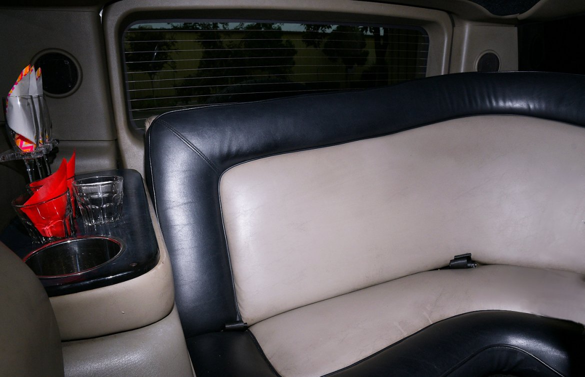 SUV Stretch for Sale in Fontana, CA - Photo 10