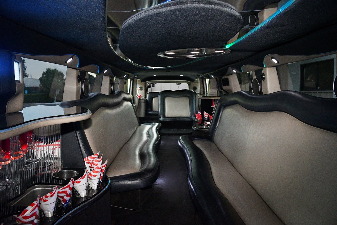 SUV Stretch for Sale in Fontana, CA - Photo 14