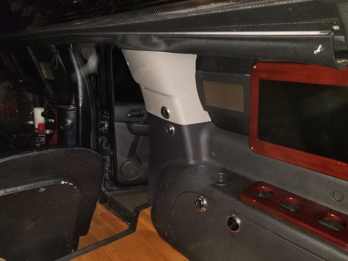 SUV Stretch for Sale in columbus, OH - Photo 62