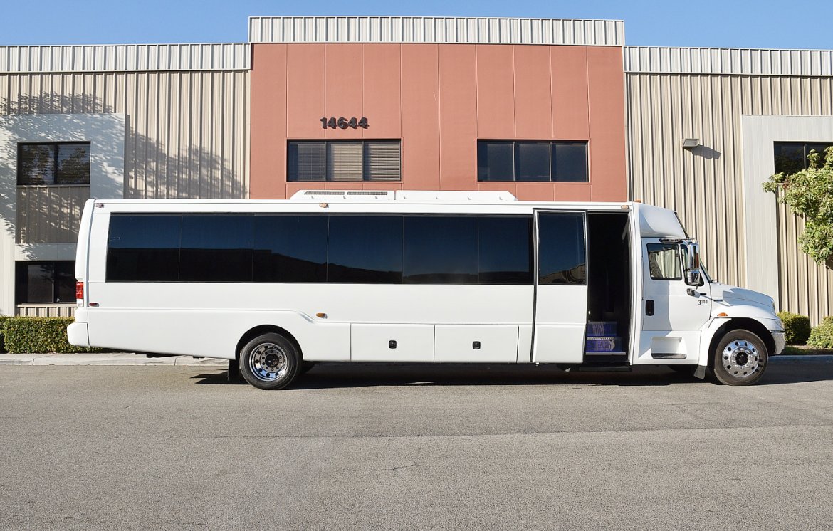Limo Bus for Sale in Fontana, CA - Photo 6
