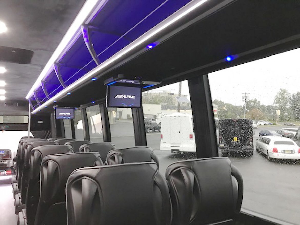 Shuttle Bus for Sale in Oaklyn, NJ - Photo 17