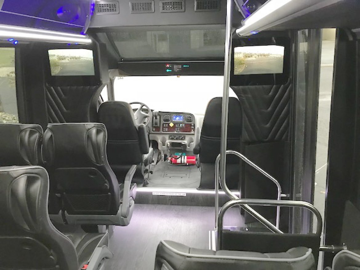 Shuttle Bus for Sale in Oaklyn, NJ - Photo 21