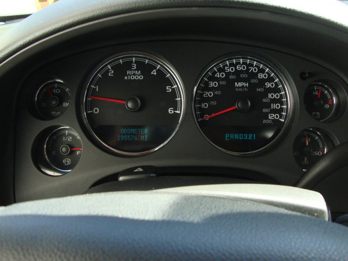 SUV for Sale in Carson, CA - Photo 25