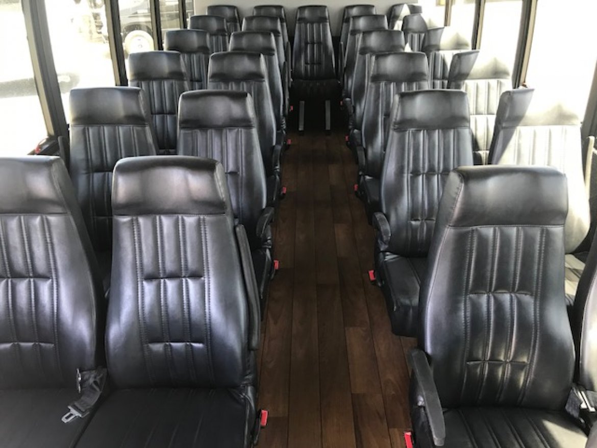 Executive Shuttle for Sale in Riverside, CA - Photo 10