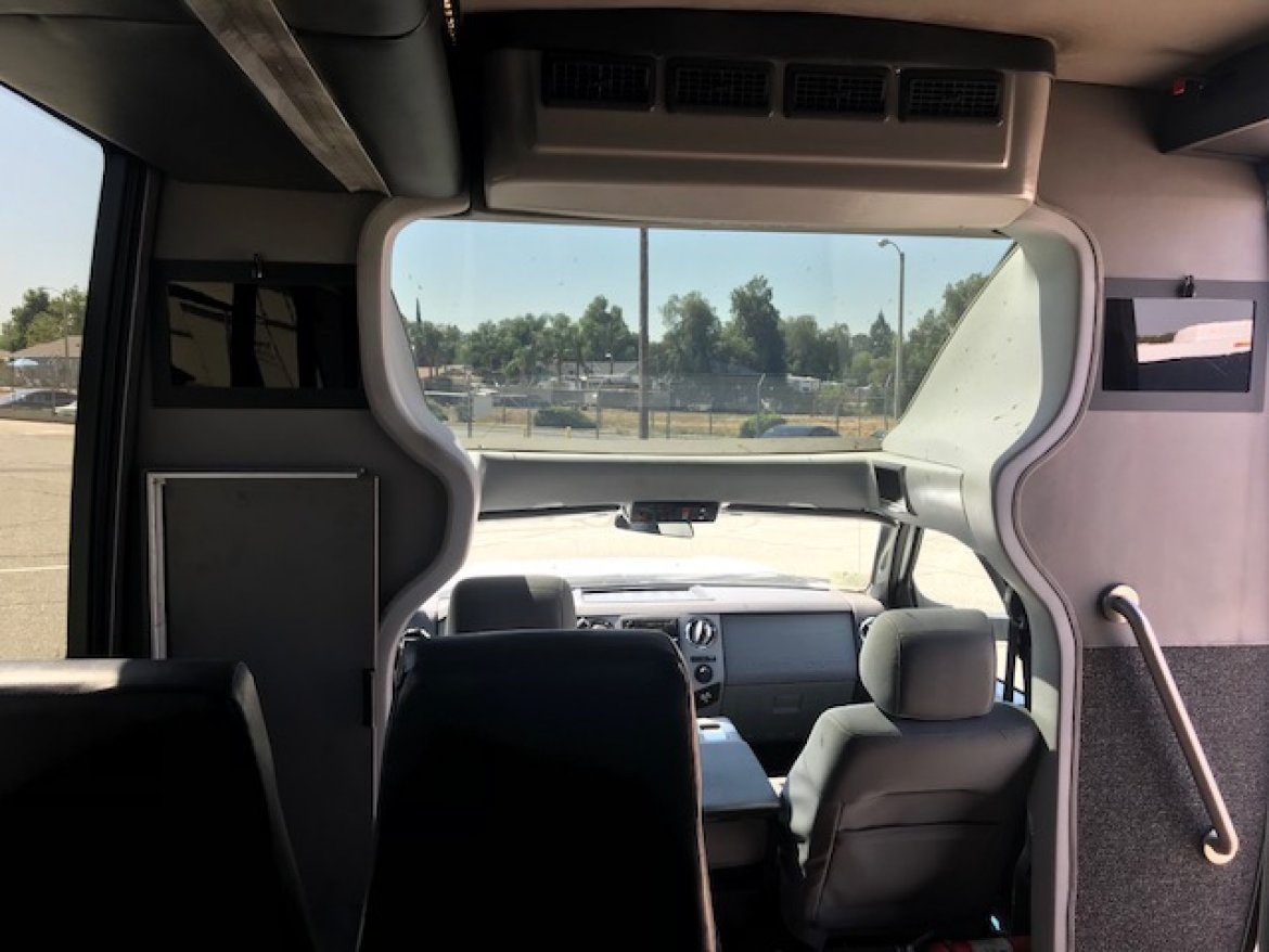 Executive Shuttle for Sale in Riverside, CA - Photo 16