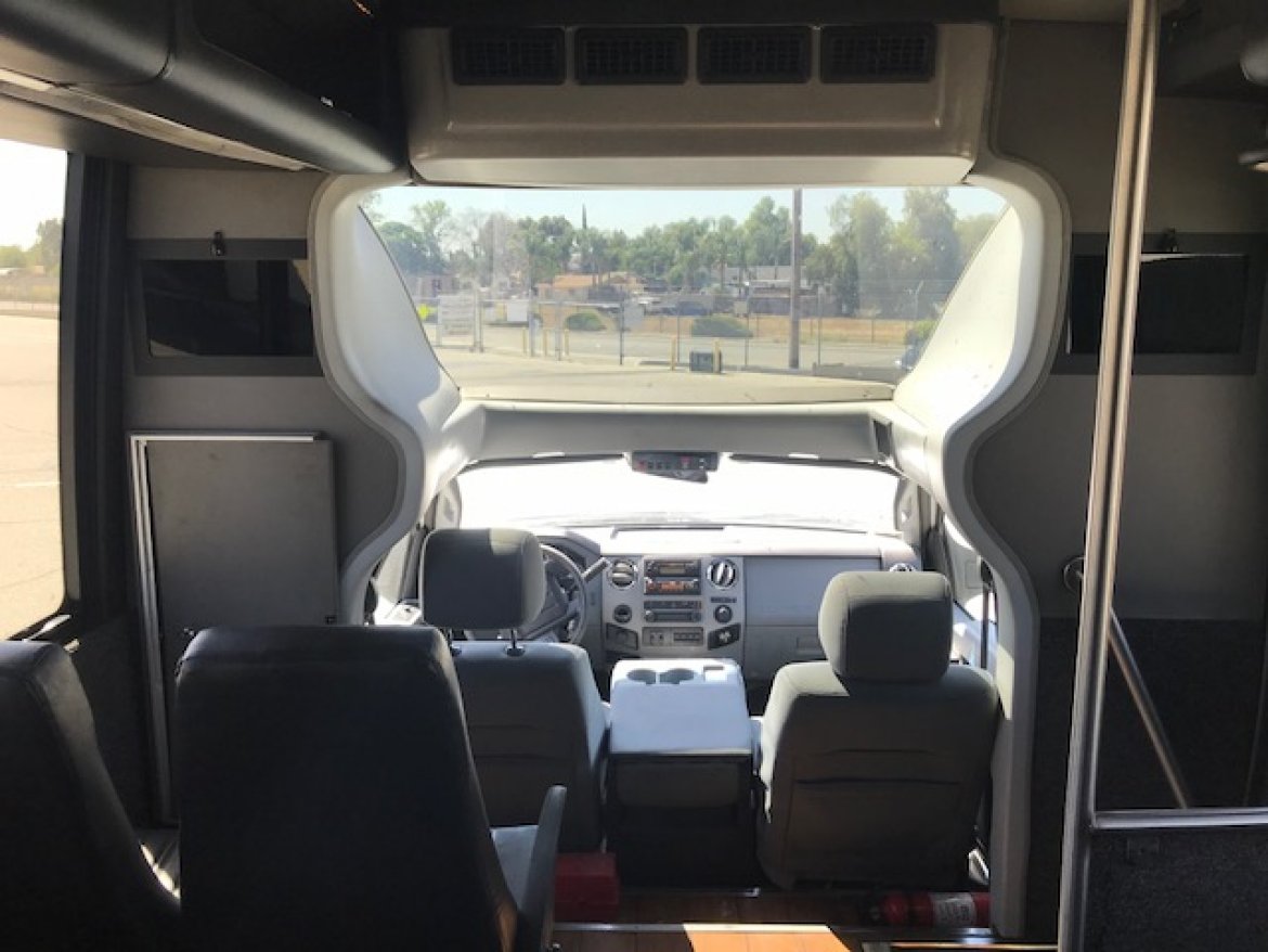 Executive Shuttle for Sale in Riverside, CA - Photo 19