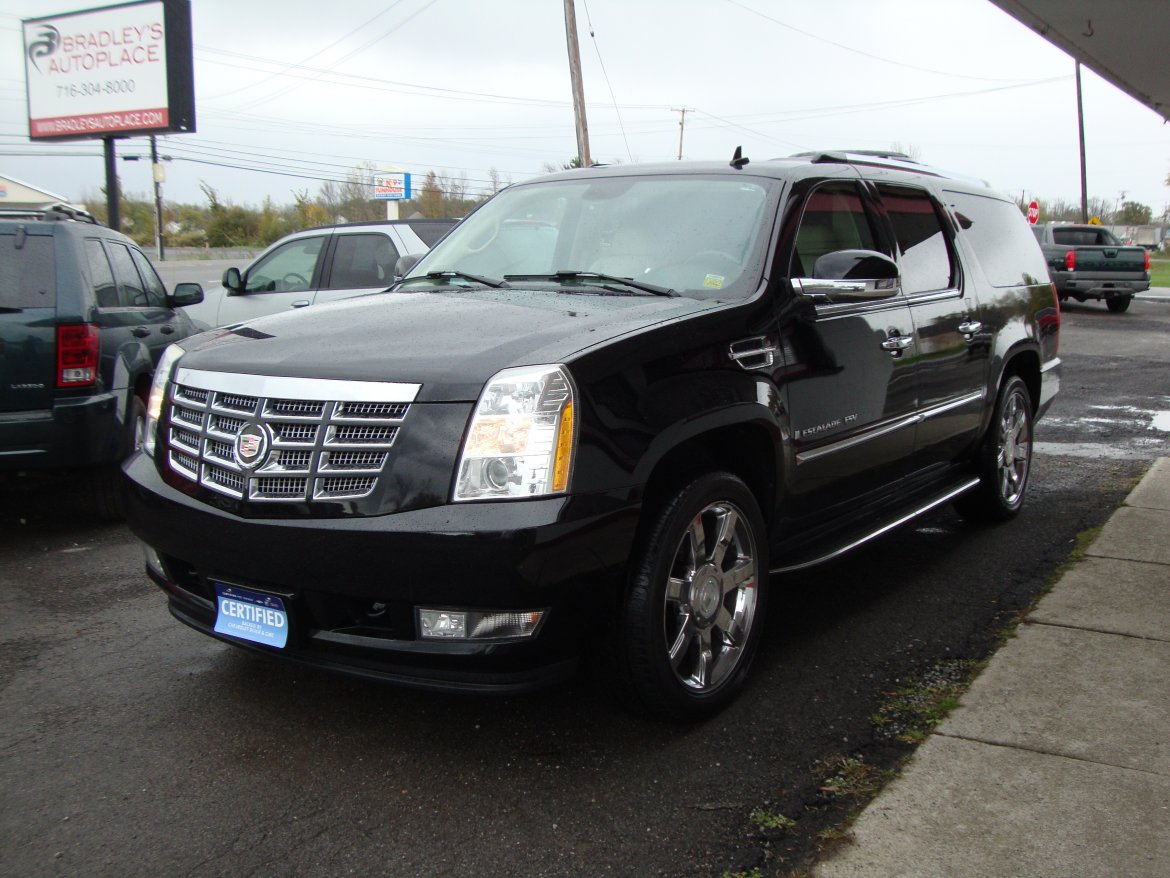 CEO SUV Mobile Office for Sale in LOCKPORT, NY - Photo 6
