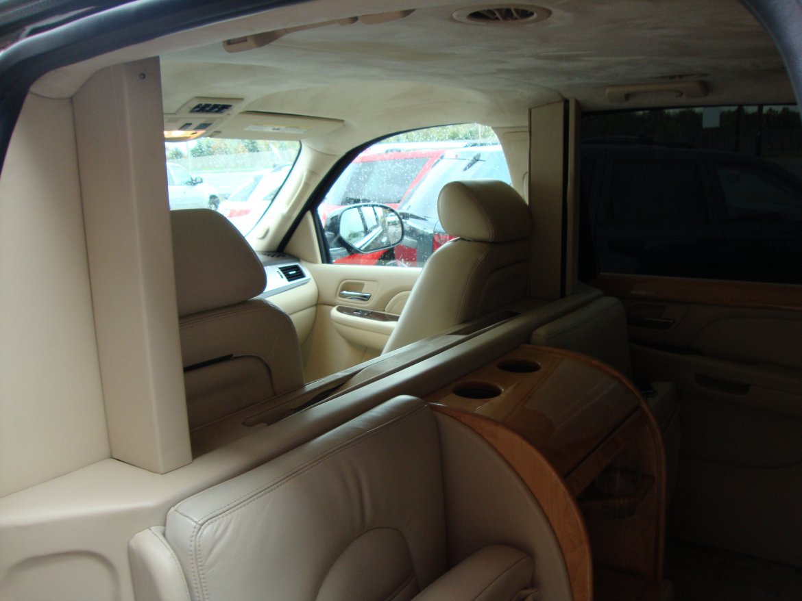 CEO SUV Mobile Office for Sale in LOCKPORT, NY - Photo 40