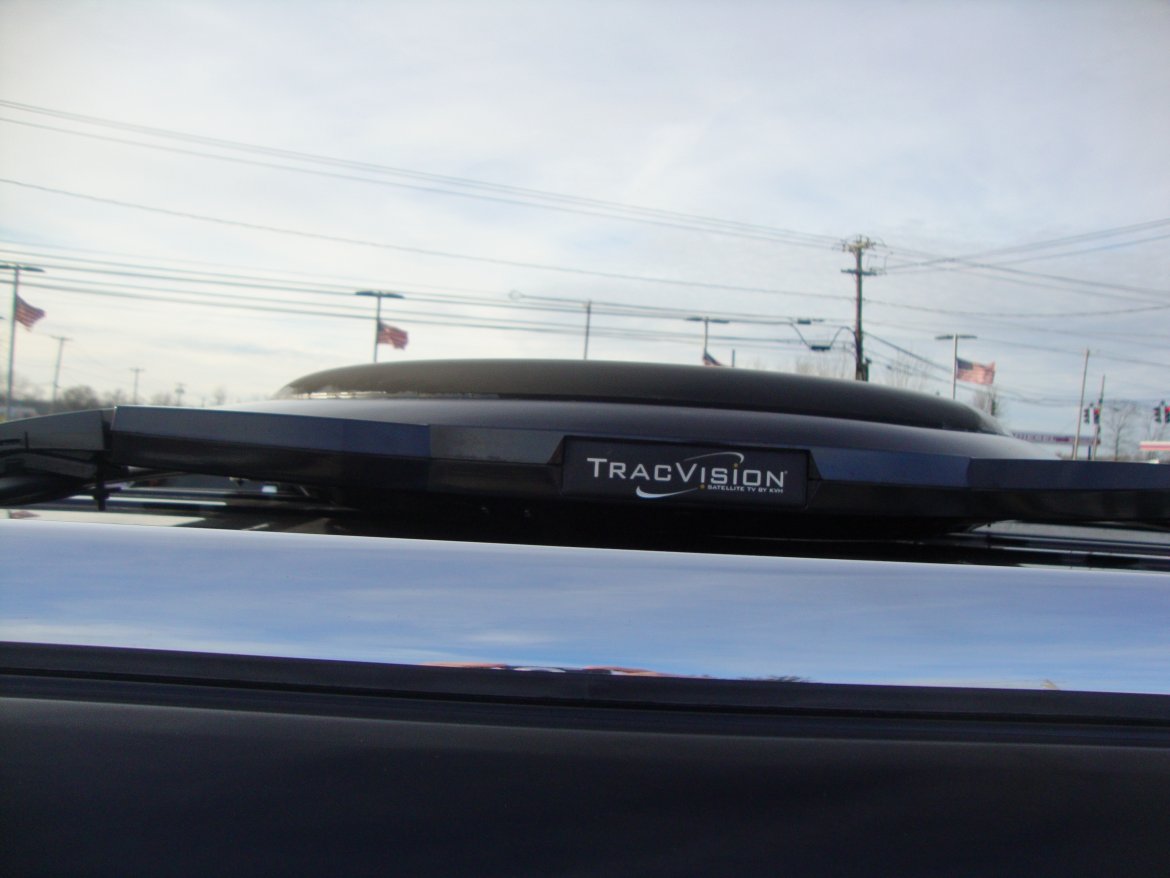 CEO SUV Mobile Office for Sale in LOCKPORT, NY - Photo 14