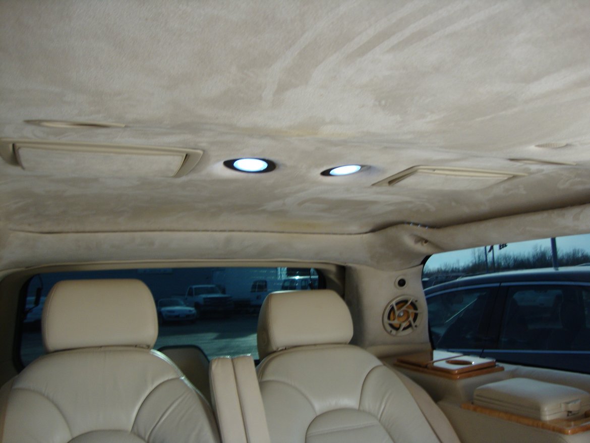 CEO SUV Mobile Office for Sale in LOCKPORT, NY - Photo 65