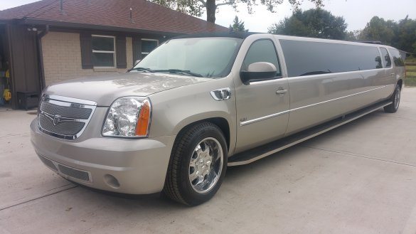 2007 GMC Yukon SUV Stretch for Sale in houston, TX - Photo 2
