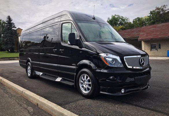 2016 Mercedes-Benz 3500 Super Single Sprinter for Sale in Oaklyn, NJ - Main Photo