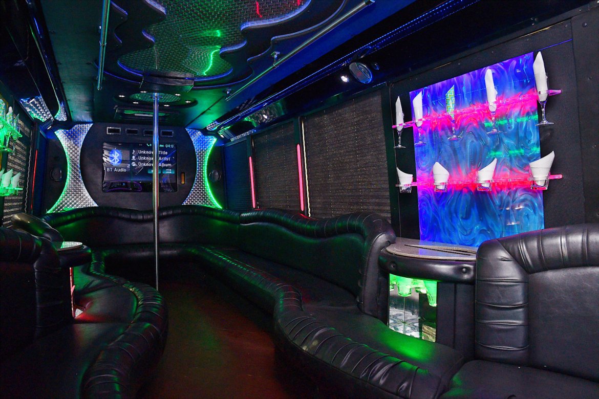 Limo Bus for Sale in Fontana, CA - Photo 11