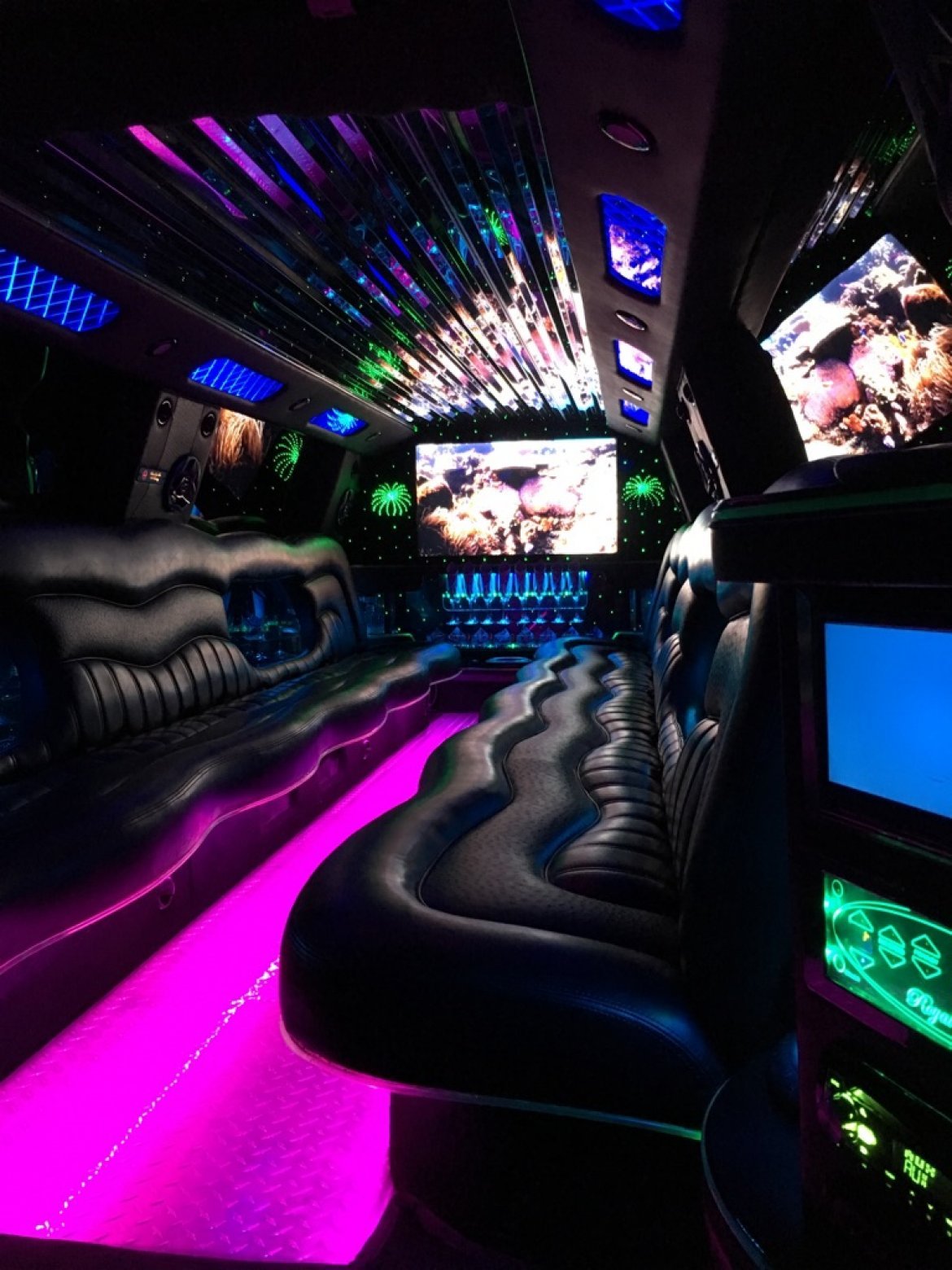 SUV Stretch for Sale in Omaha, NE - Photo 8
