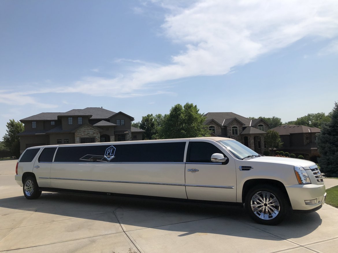 SUV Stretch for Sale in Omaha, NE - Photo 16