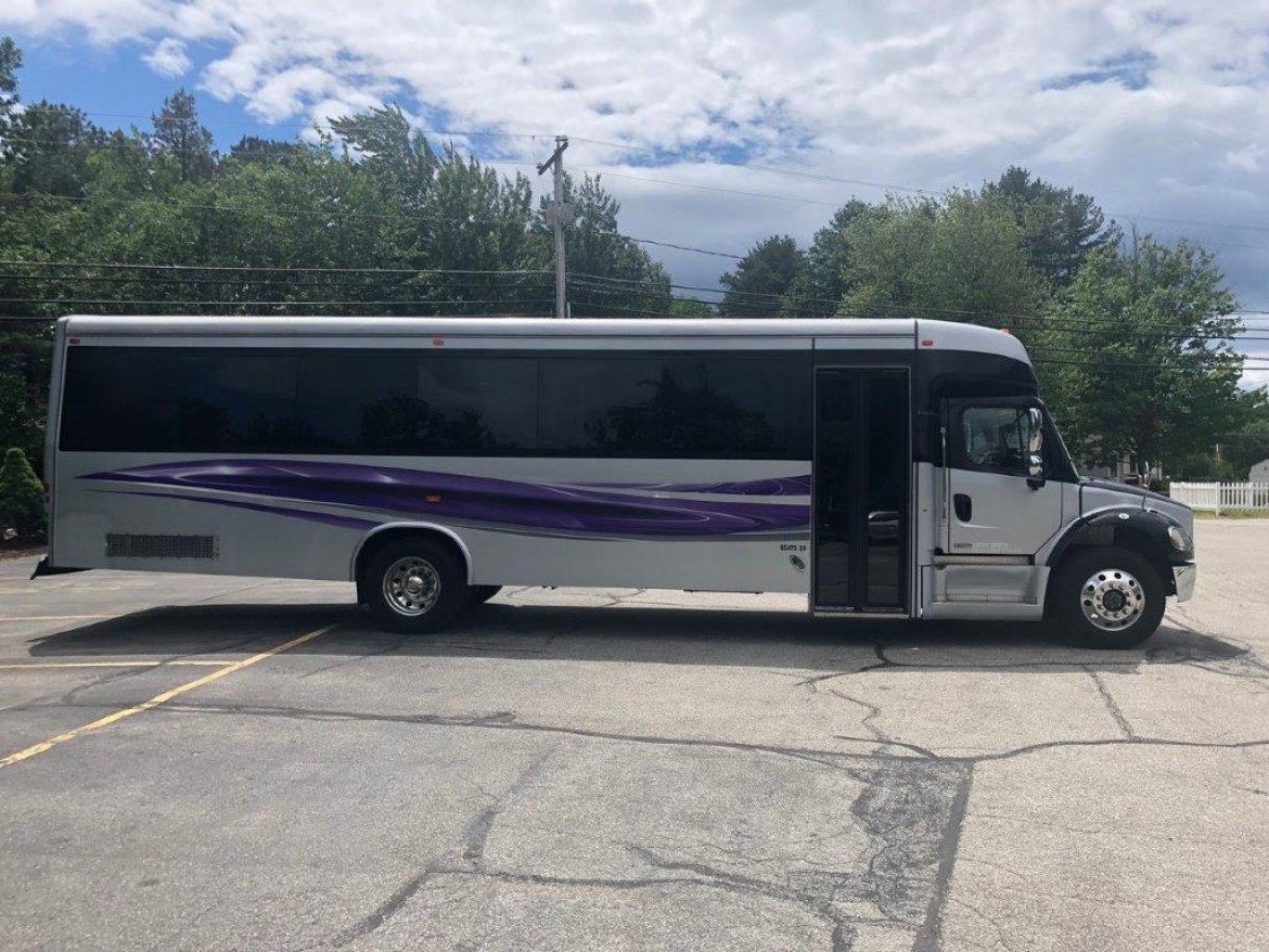 Executive Shuttle for Sale in Manchester, NH - Photo 4