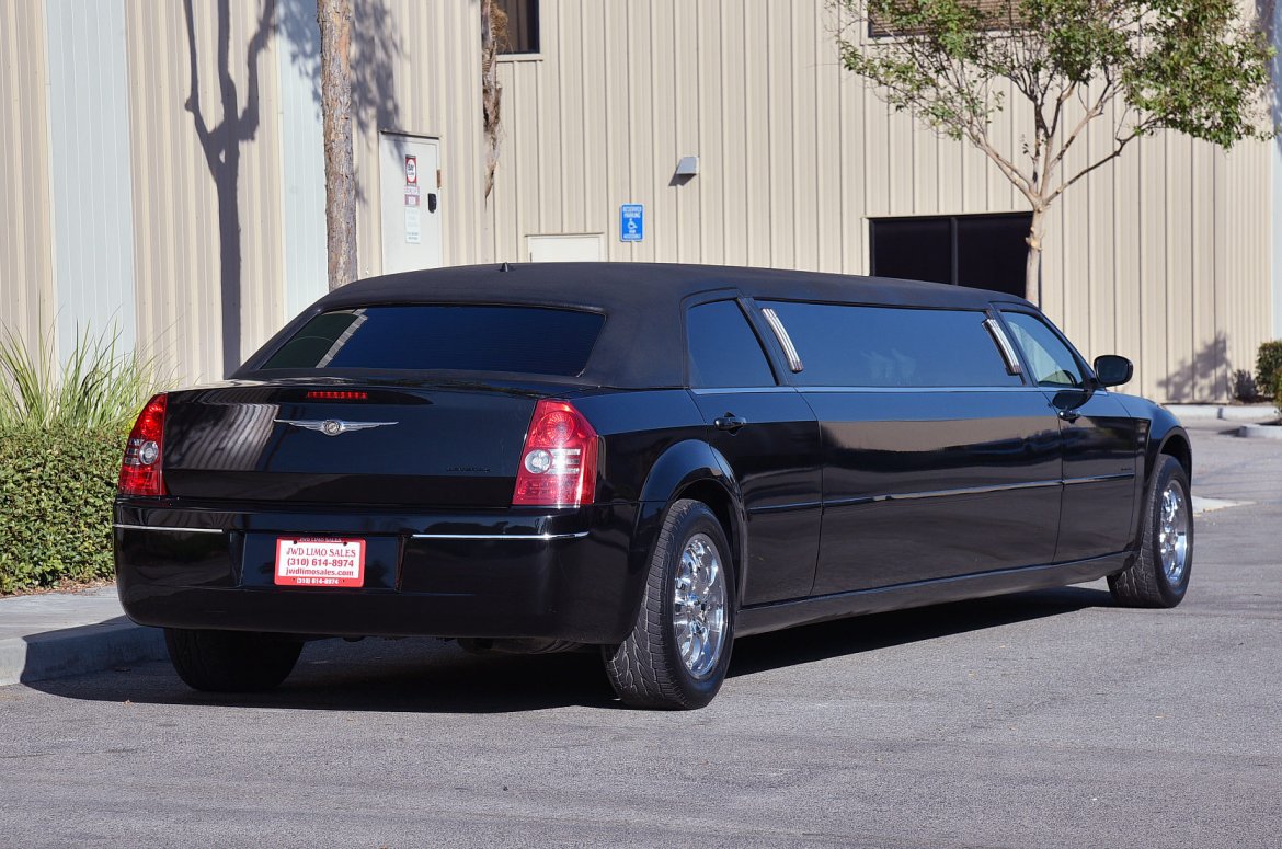 Limousine for Sale in Fontana, CA - Photo 7