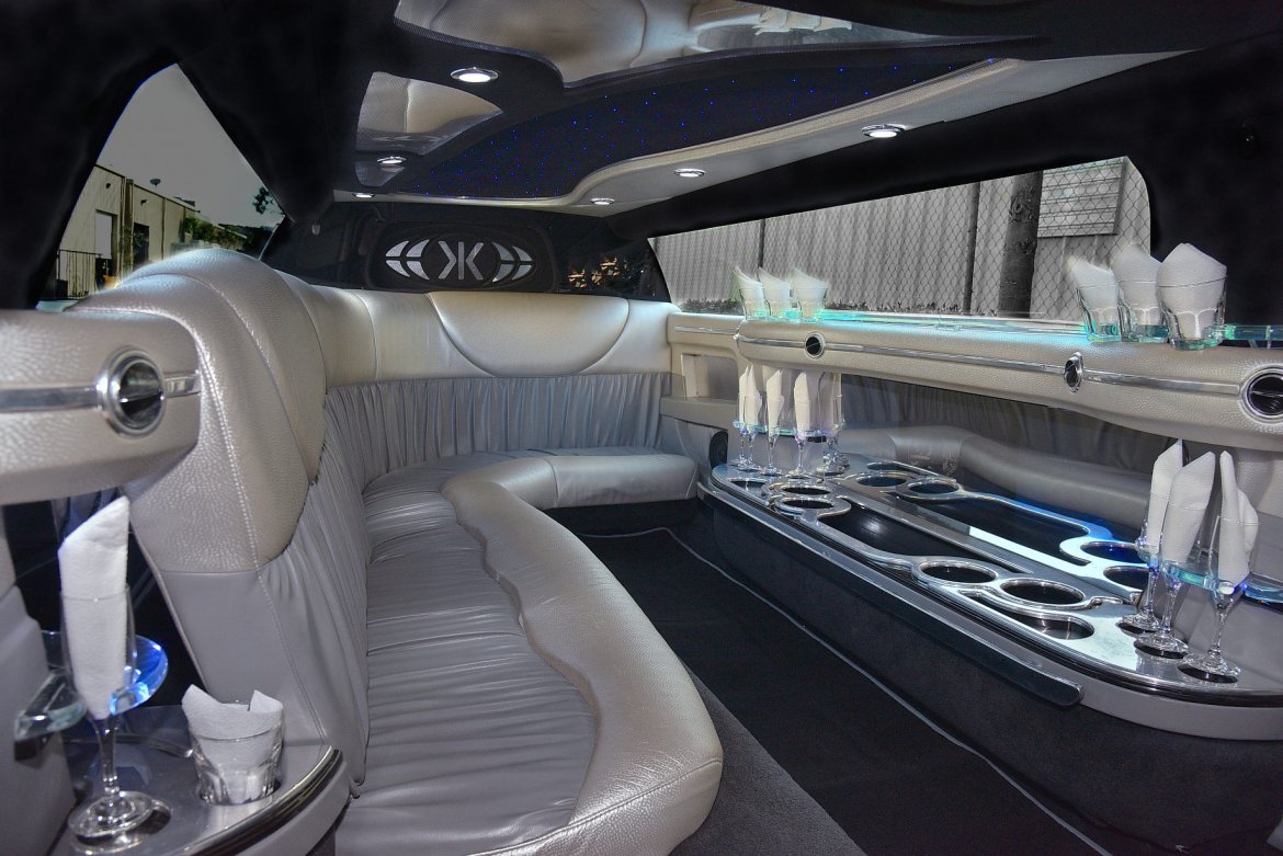 Limousine for Sale in Fontana, CA - Photo 11