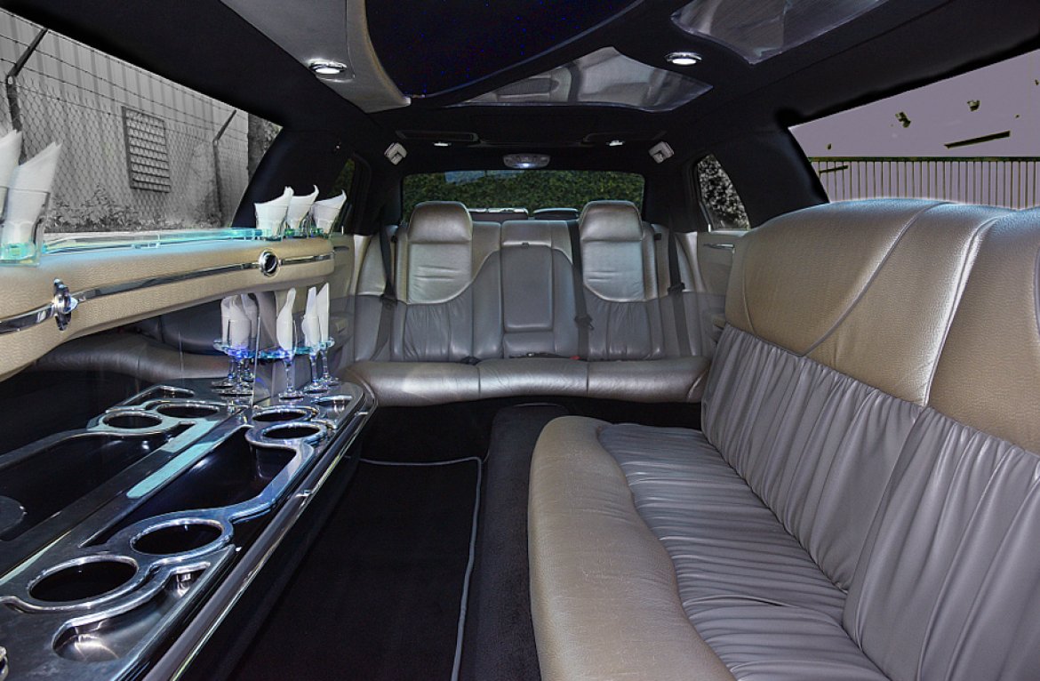 Limousine for Sale in Fontana, CA - Photo 14
