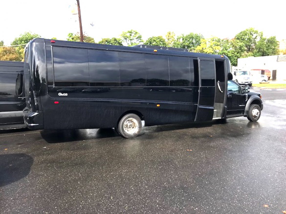 Limo Bus for Sale in Oaklyn, NJ - Photo 2